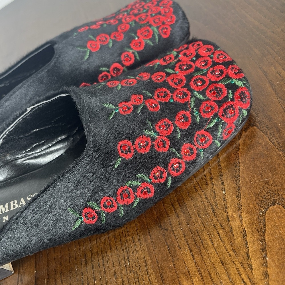 Marco Gambassi Mule Shoes Women's 37 / 7 Black Red Fur-Like Flower Embroidery - Picture 13 of 16